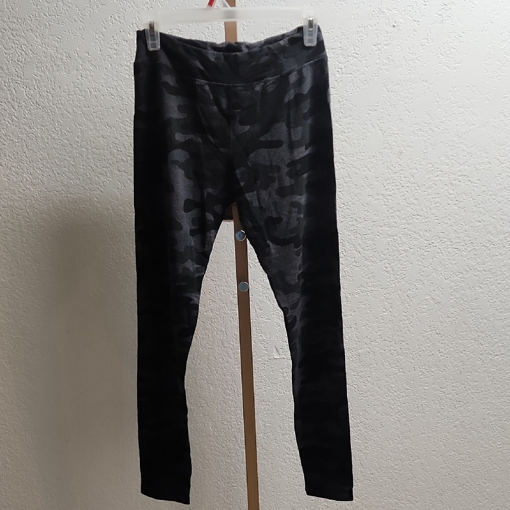 Sundry Black Camo Pajama Pants